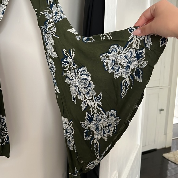 Abercrombie & Fitch romper - Picture 2 of 2